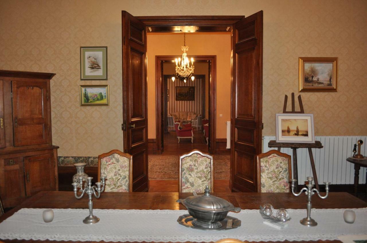 Château du Logis de Roche Clairac  Extérieur photo