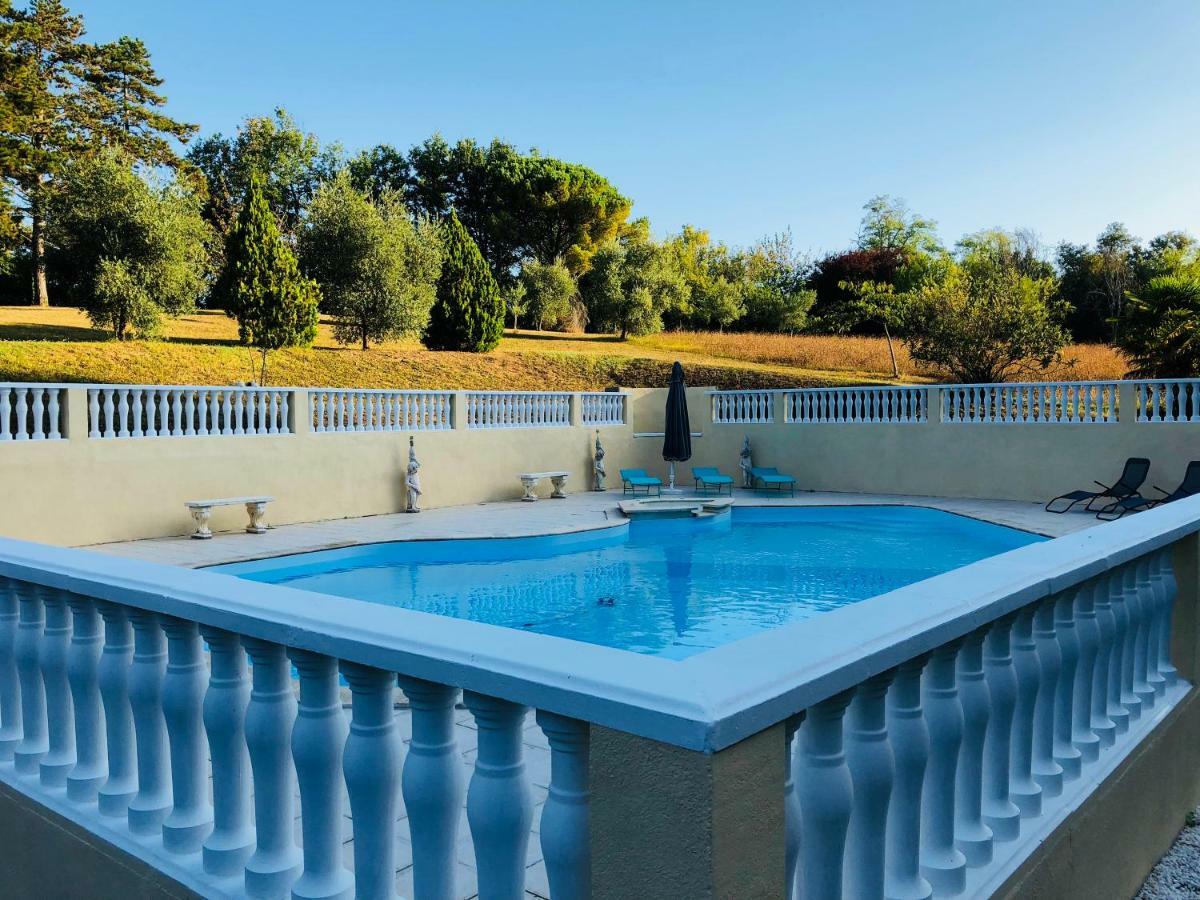 Château du Logis de Roche Clairac  Extérieur photo